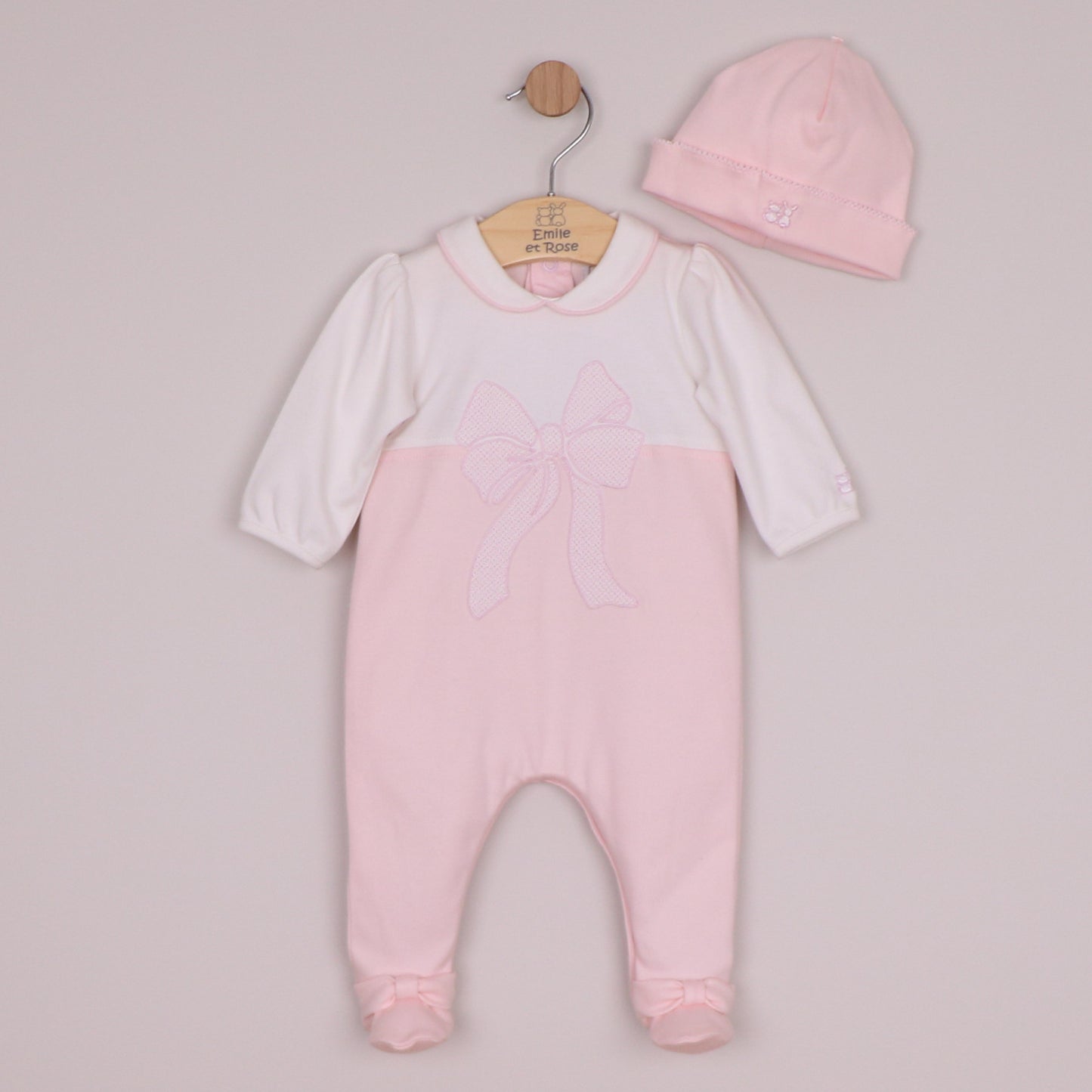 Emile et Rose Girls Maya Interlock All In One, White Upper, Large Applique Bow & Hat Pale Pink 2670PP – front