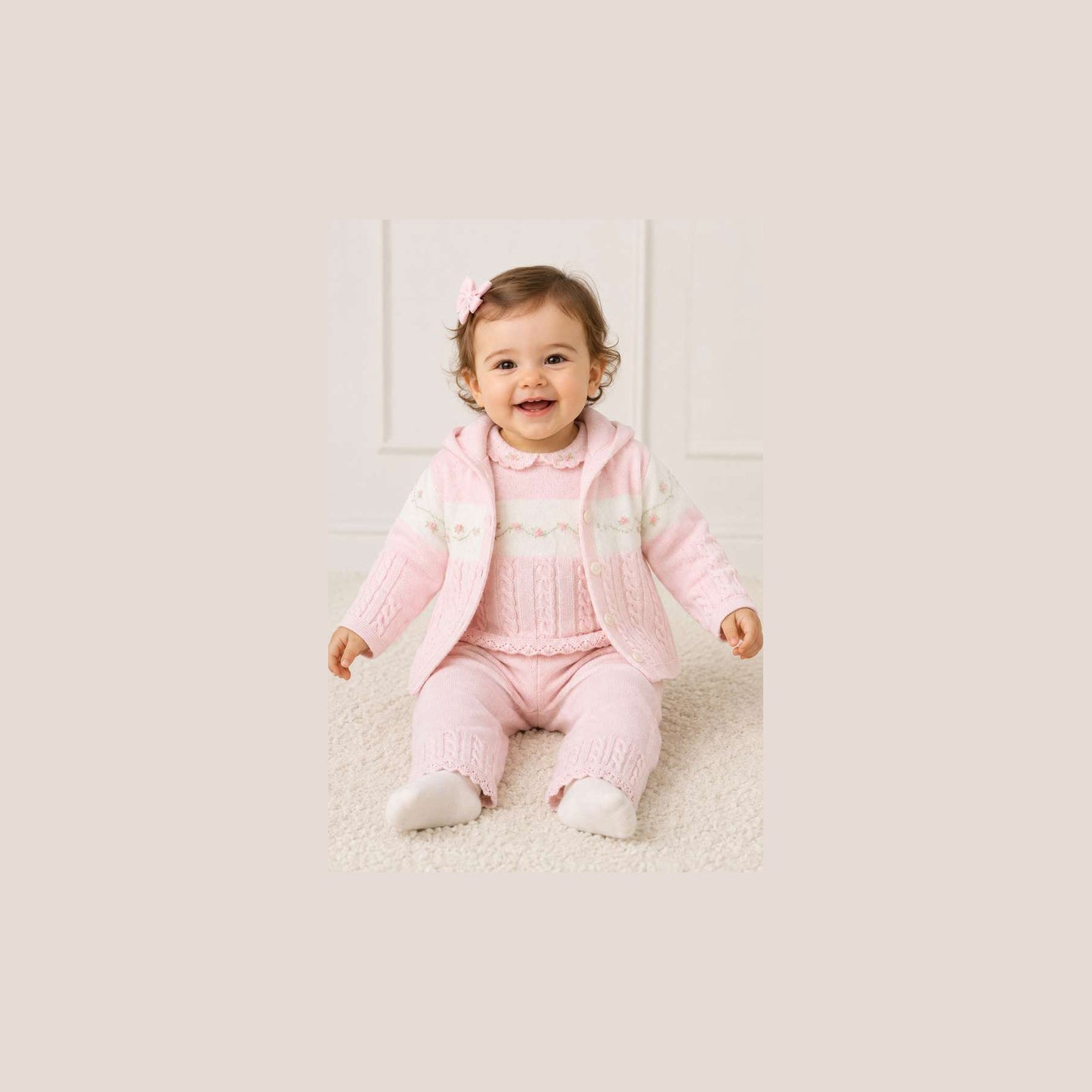 Sarah Louise Girls 2 Piece Set Pink/Ivory 008253 - model