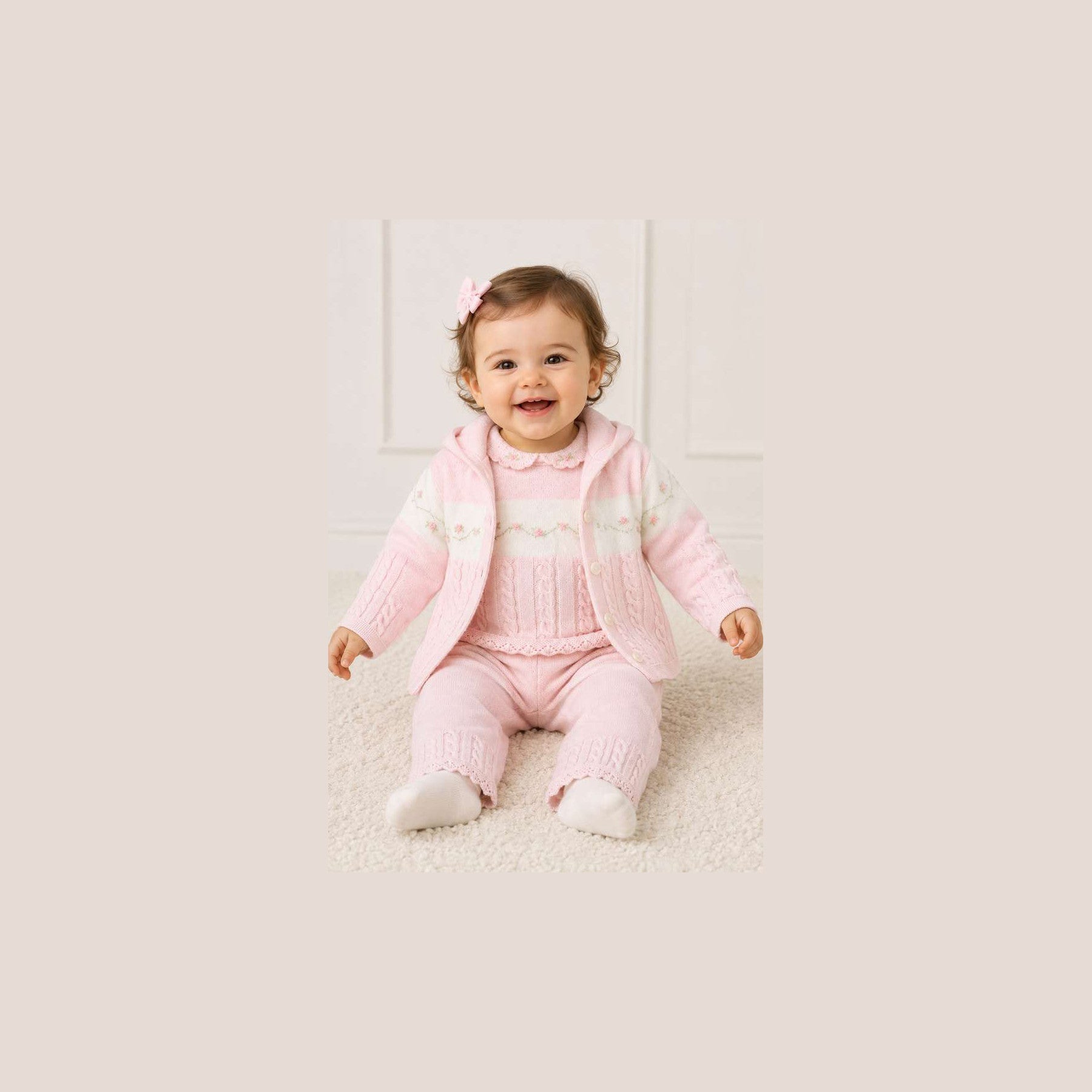 Sarah Louise Girls 2 Piece Set Pink/Ivory 008253 - model